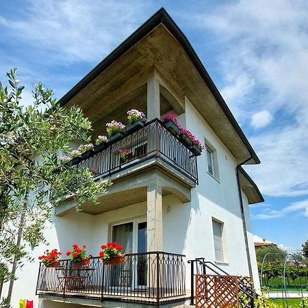 Villa Dolcitalia Tra Gardaland E Le Terme Di Cola Lazise מראה חיצוני תמונה